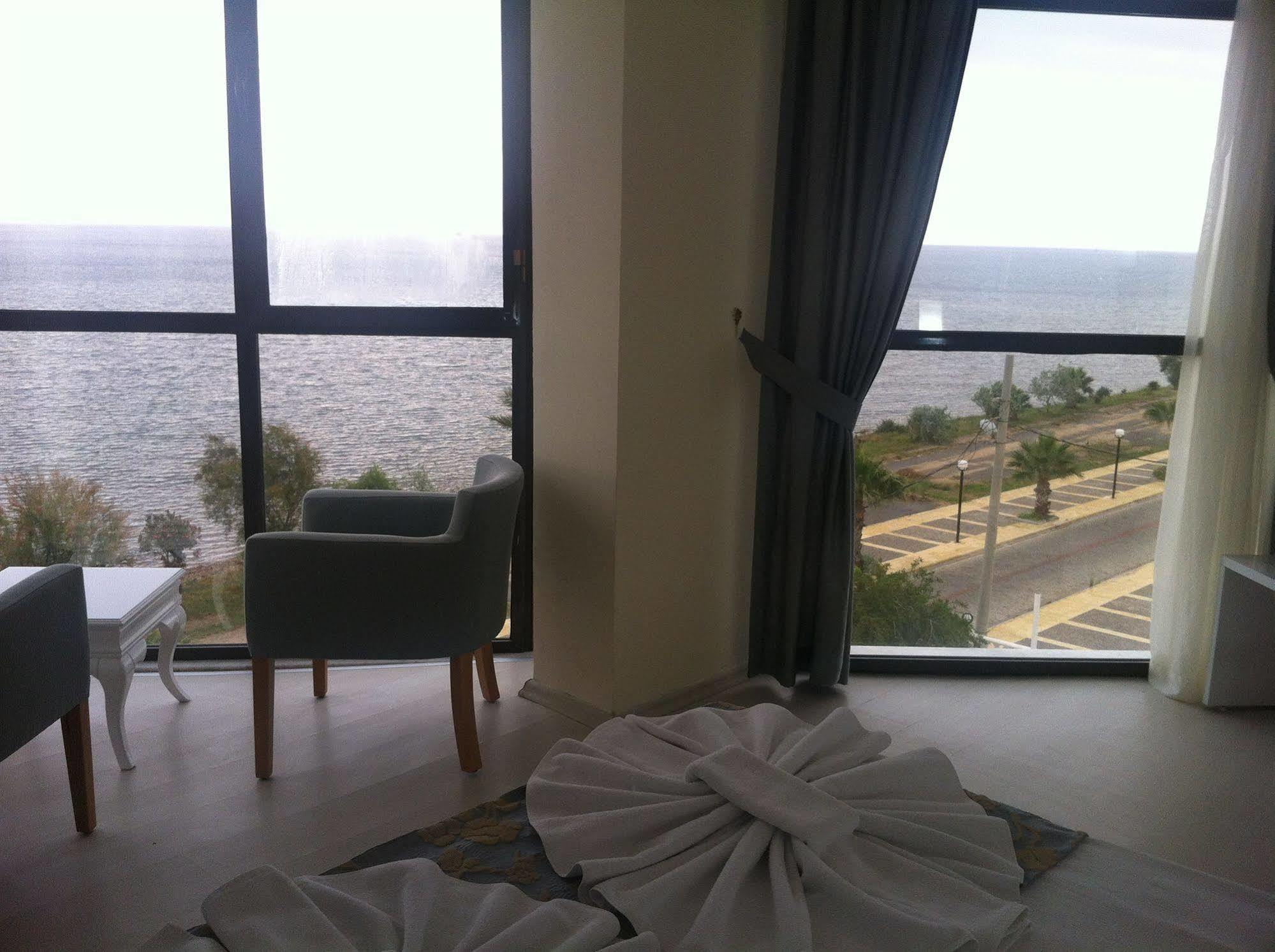Poseidon Cesme Resort מראה חיצוני תמונה